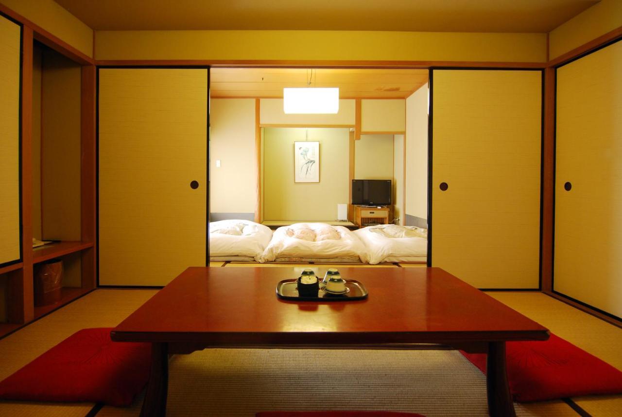 Rihga Hotel Zest Takamatsu Buitenkant foto